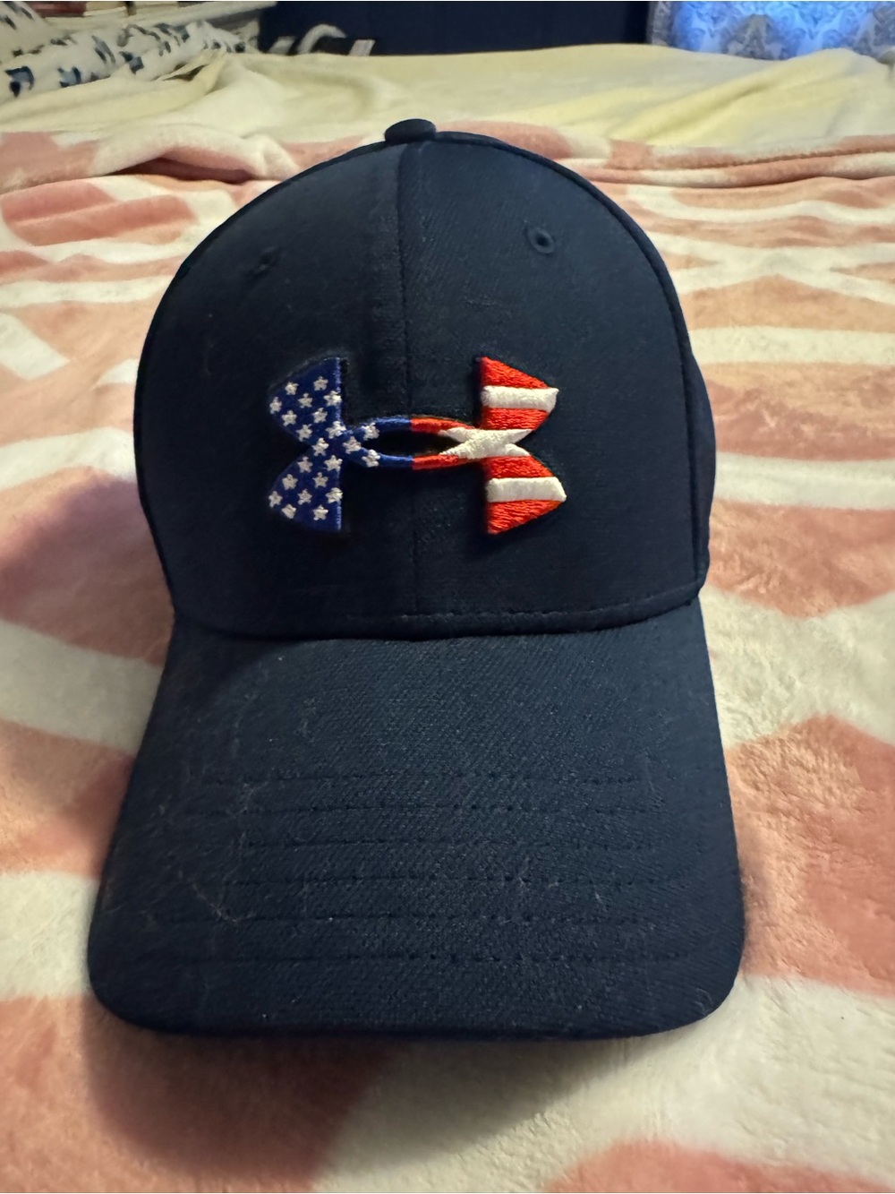 🩷Under Armour Navy Cap with American Flag Logo